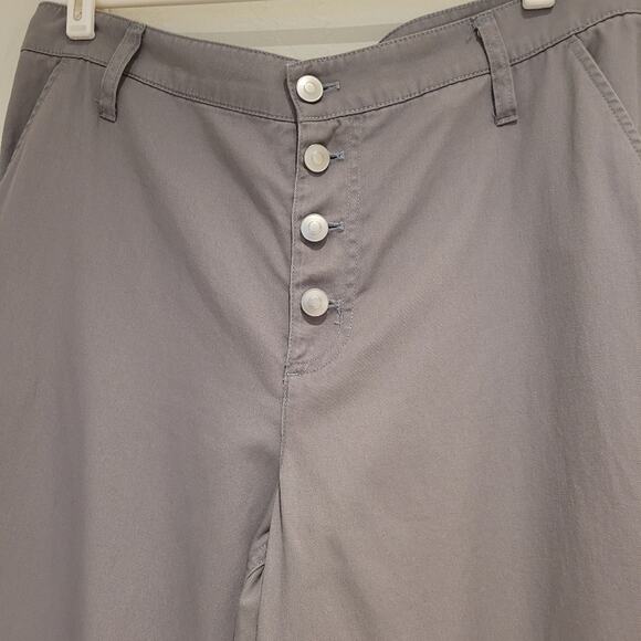 J. CREW 100% Cotton Twill Grey Button-Fly Wide Leg Pants - Size 12 - Picture 5 of 7